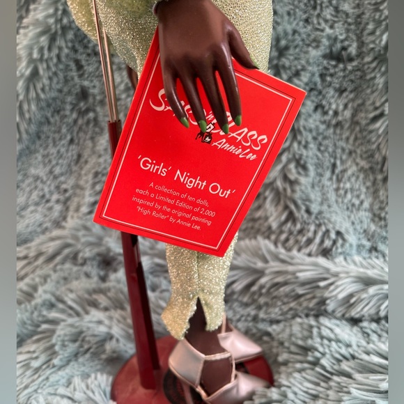 Sass n Class ANNIE LEE “Gorgeous in Green” 17.5” Doll NEW - Picture 3 of 7